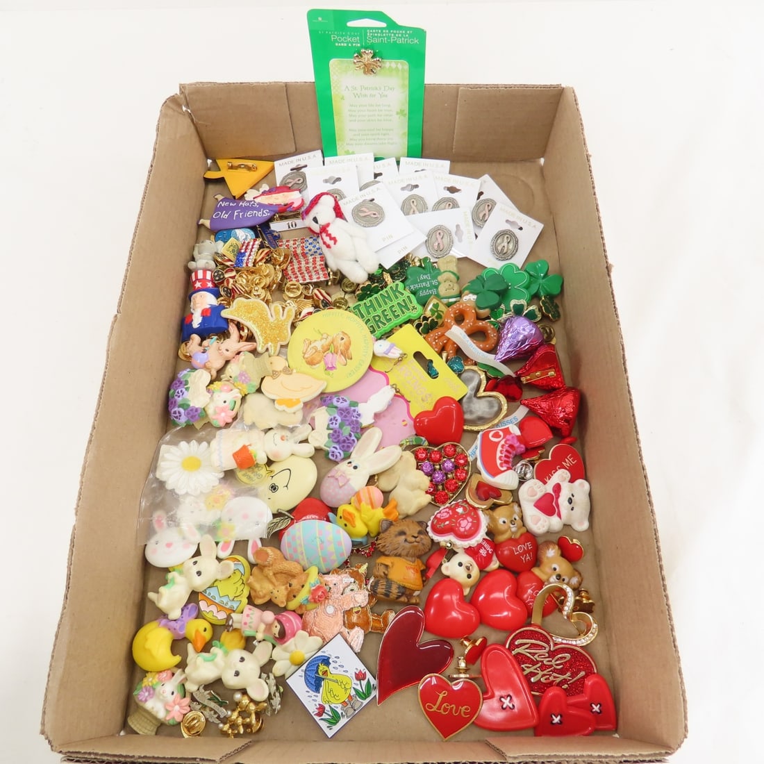 75+ Hallmark Easter & Other Holiday Pins: 75+ Hallmark Easter & Other Holiday Pins - St. Patrick's day, Valentine's day, 4th of July, Cancer pins and more. LOT SIZE: 7x7x7" 2.5 LBS All information and photos, which are part of the