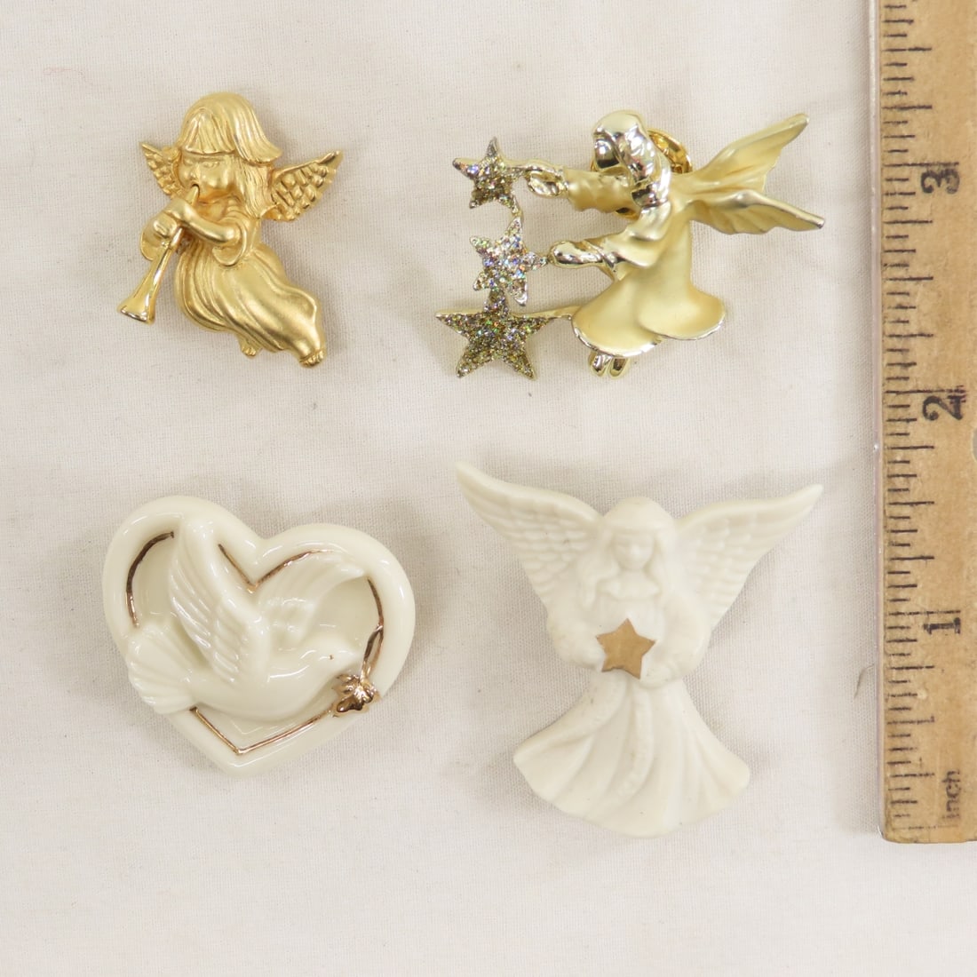 30 + Christmas Brooches Including 13 signed - 12