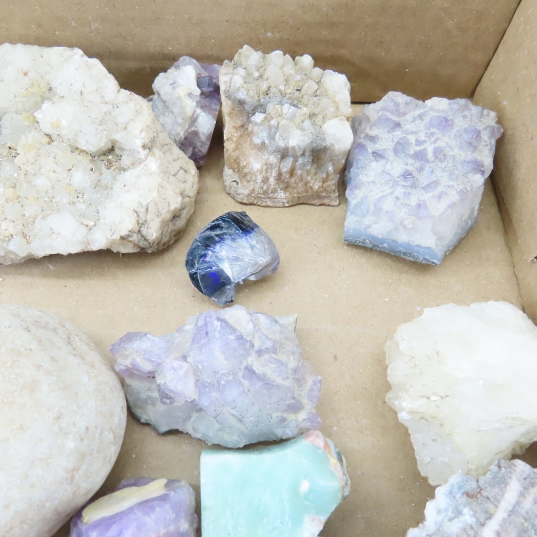 Quartz, Jasper, Amethyst, Agates & other samples - 7