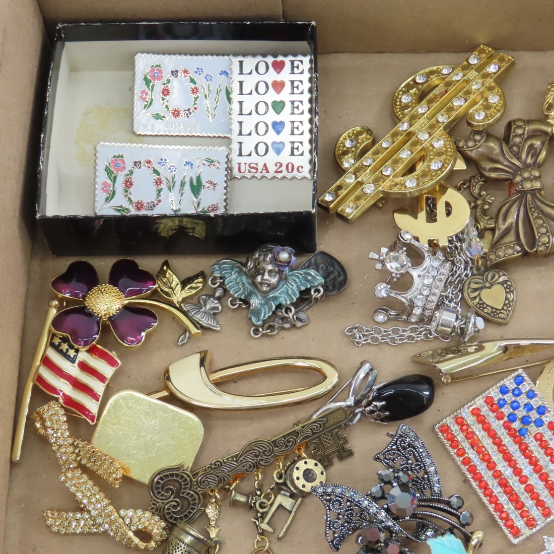 80+ Vintage Fashion Brooches & Stick Pins - 5