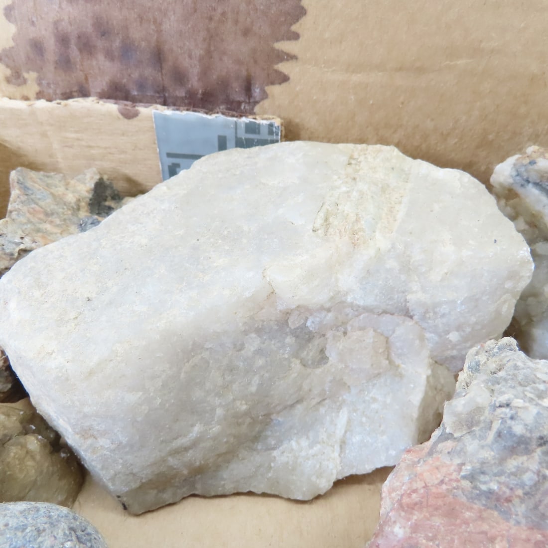 25 Lbs Mixed Quartz, Agate & other Rocks - 3