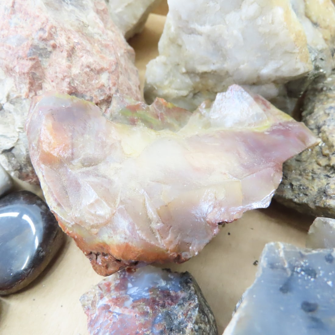 25 Lbs Mixed Quartz, Agate & other Rocks - 6