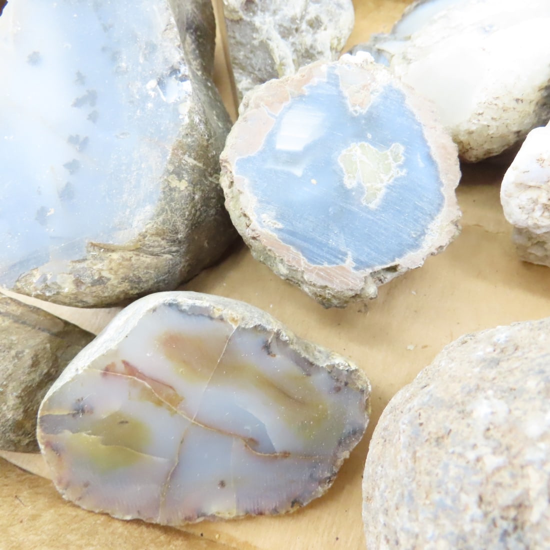 25 Lbs Mixed Quartz, Agate & other Rocks - 8