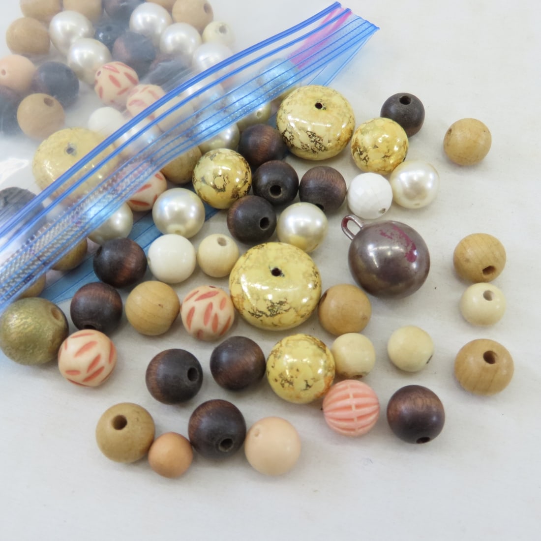 Beads & Buttons & Jewelry making supplies - 6