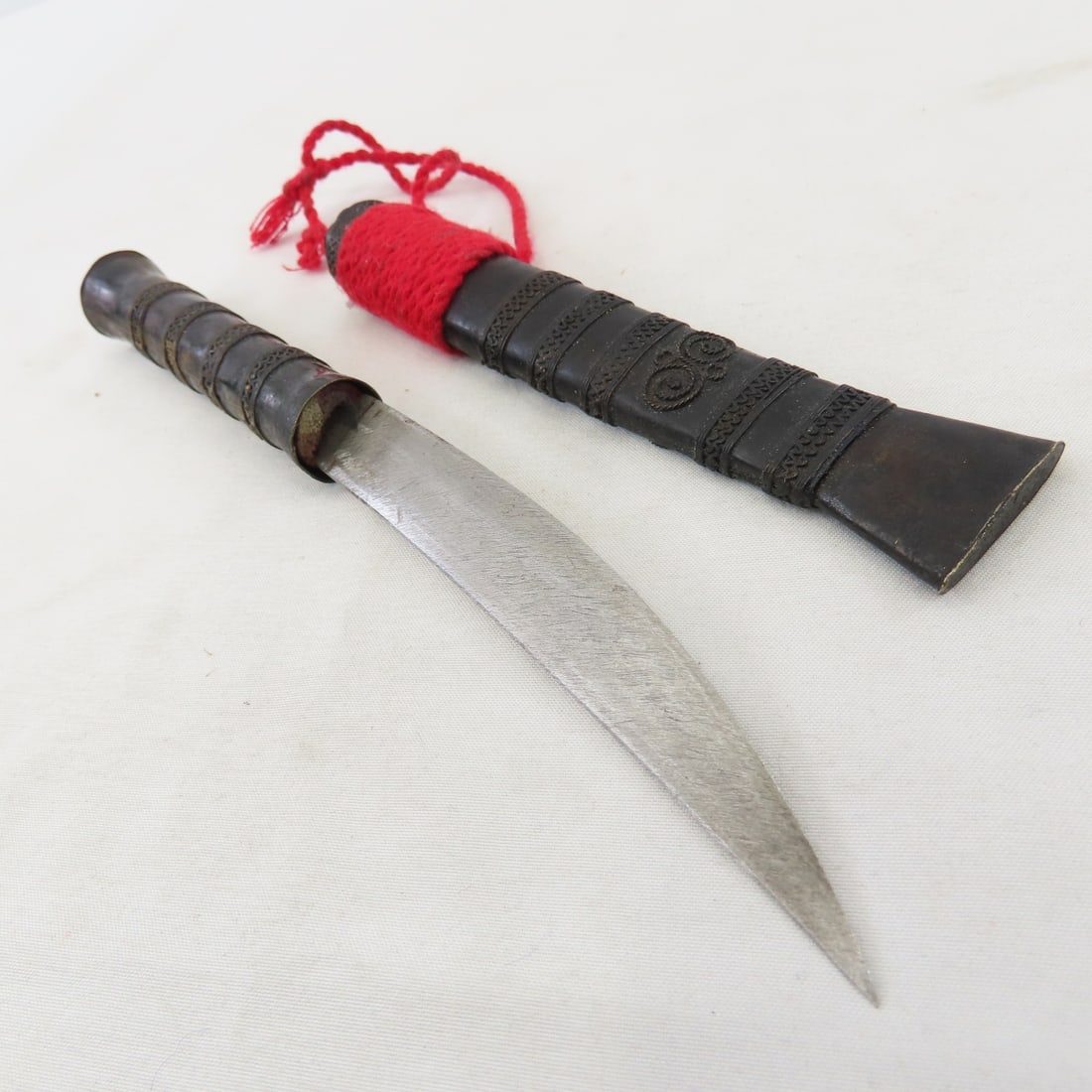 3 Fixed Blade & Folding Pocket Knives, Horn Handle - 8