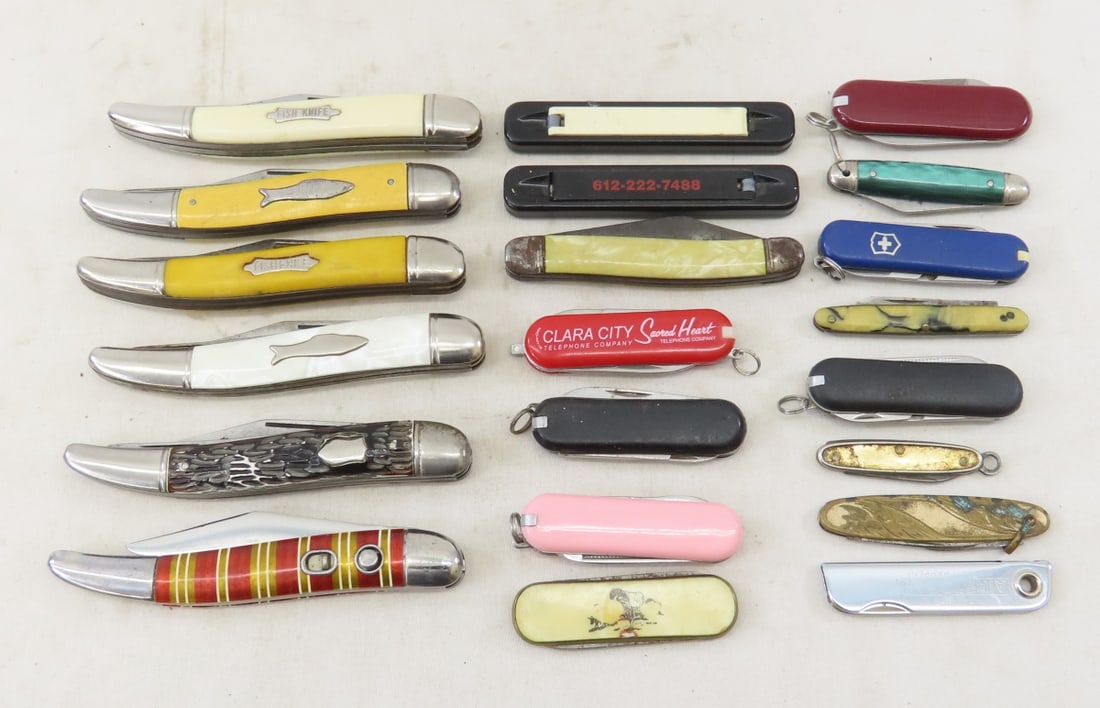Collection of Folding Pocket Knives: Imperial (1 of 13)