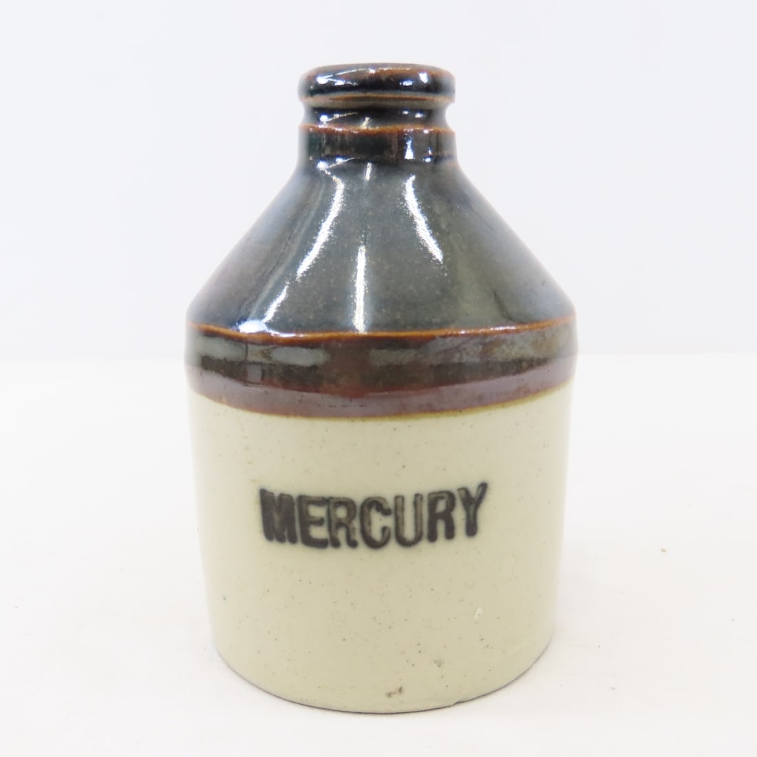 Western Stoneware & Jack Daniels No. 7 Jugs - 16