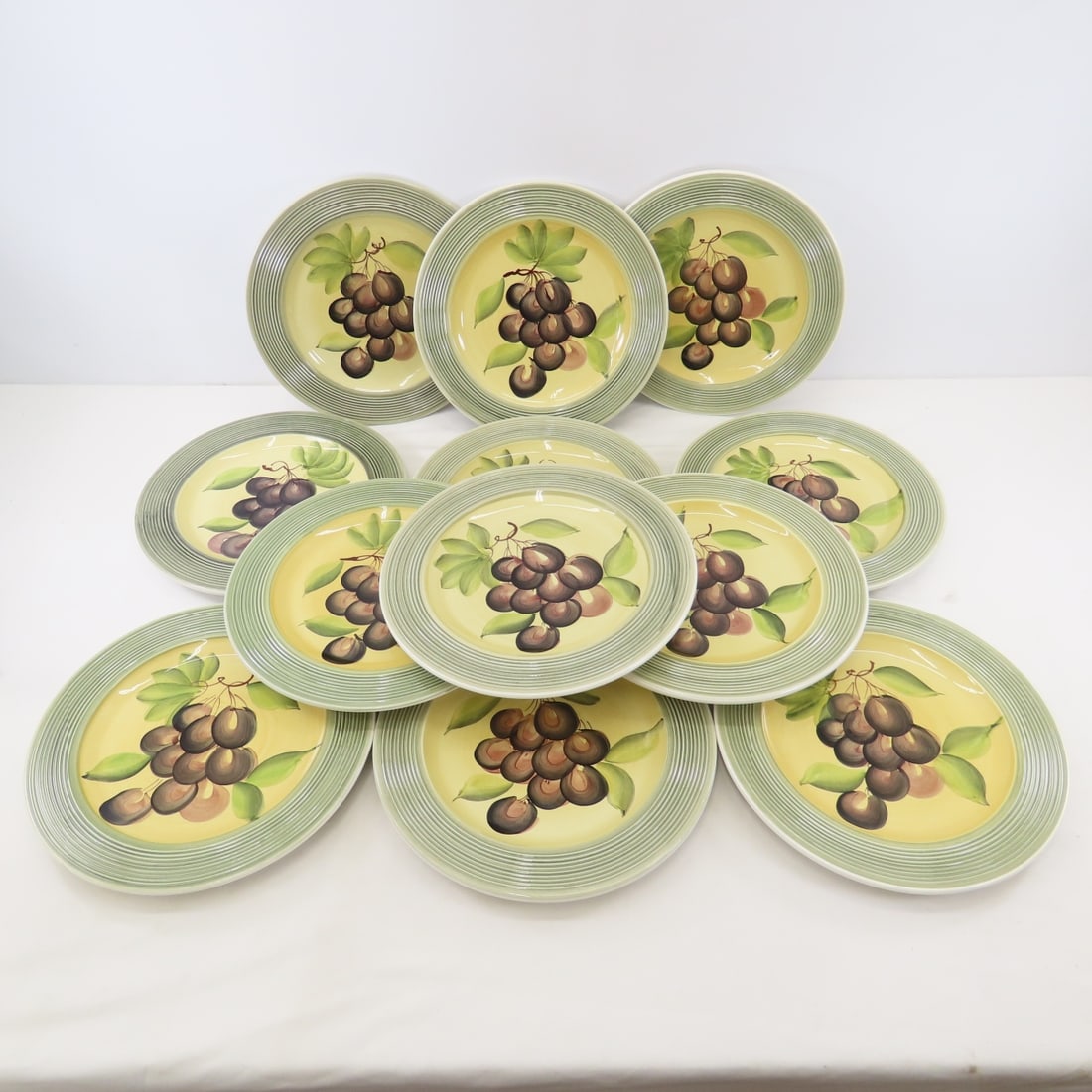 24 Piece Marketplace Dinner Plates, Made in Italy - 2
