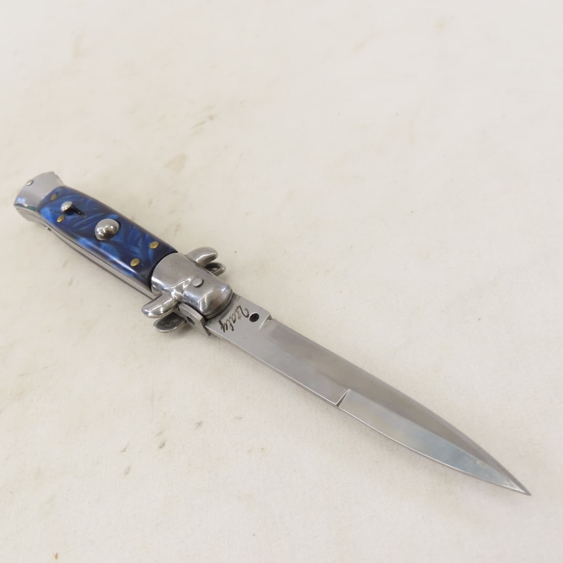 3 Stiletto Assisted Opening Pocket Knives - 6