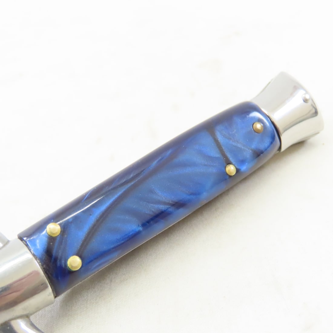 3 Stiletto Assisted Opening Pocket Knives - 9