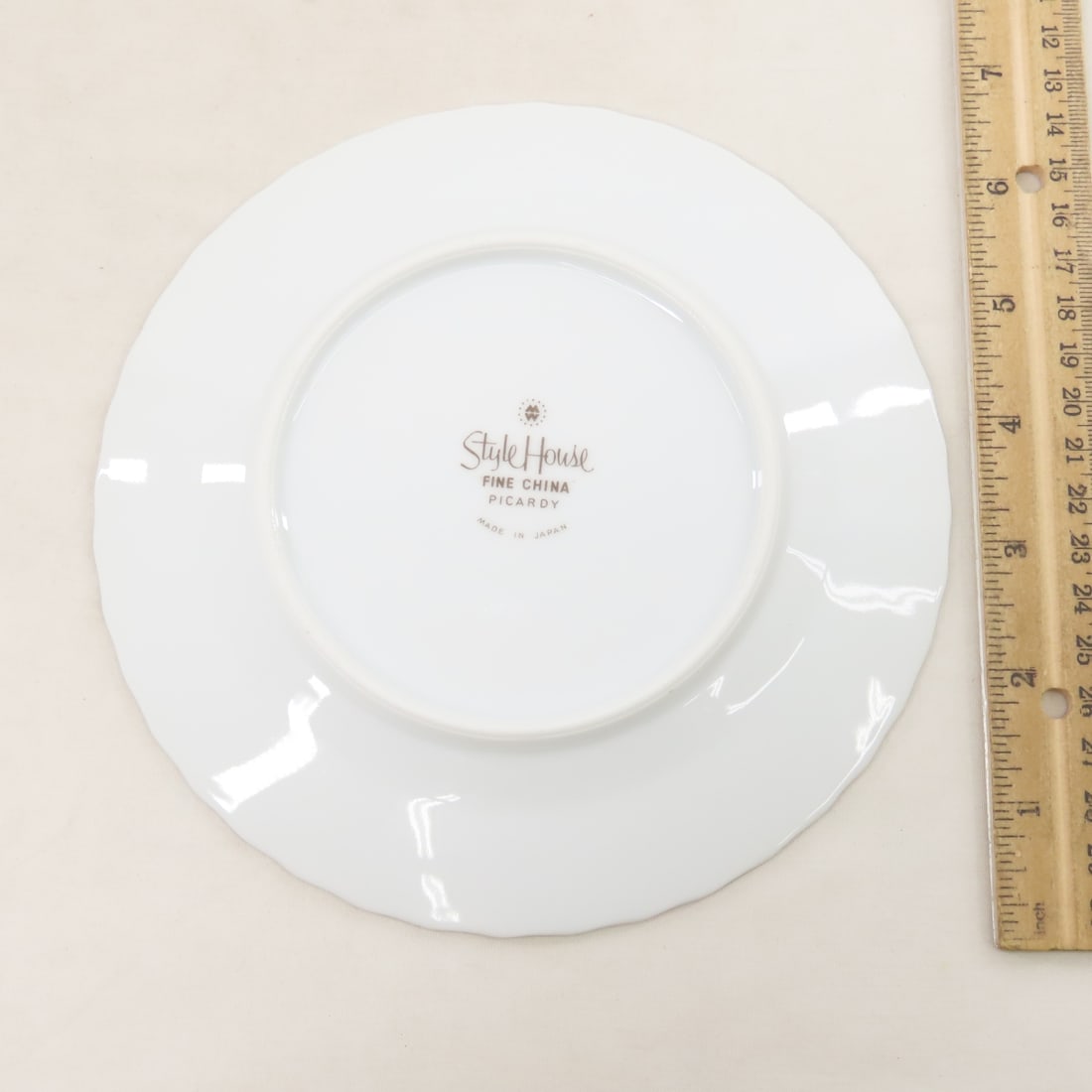 Picardy Style House Dinnerware Set & Wine Glasses - 13