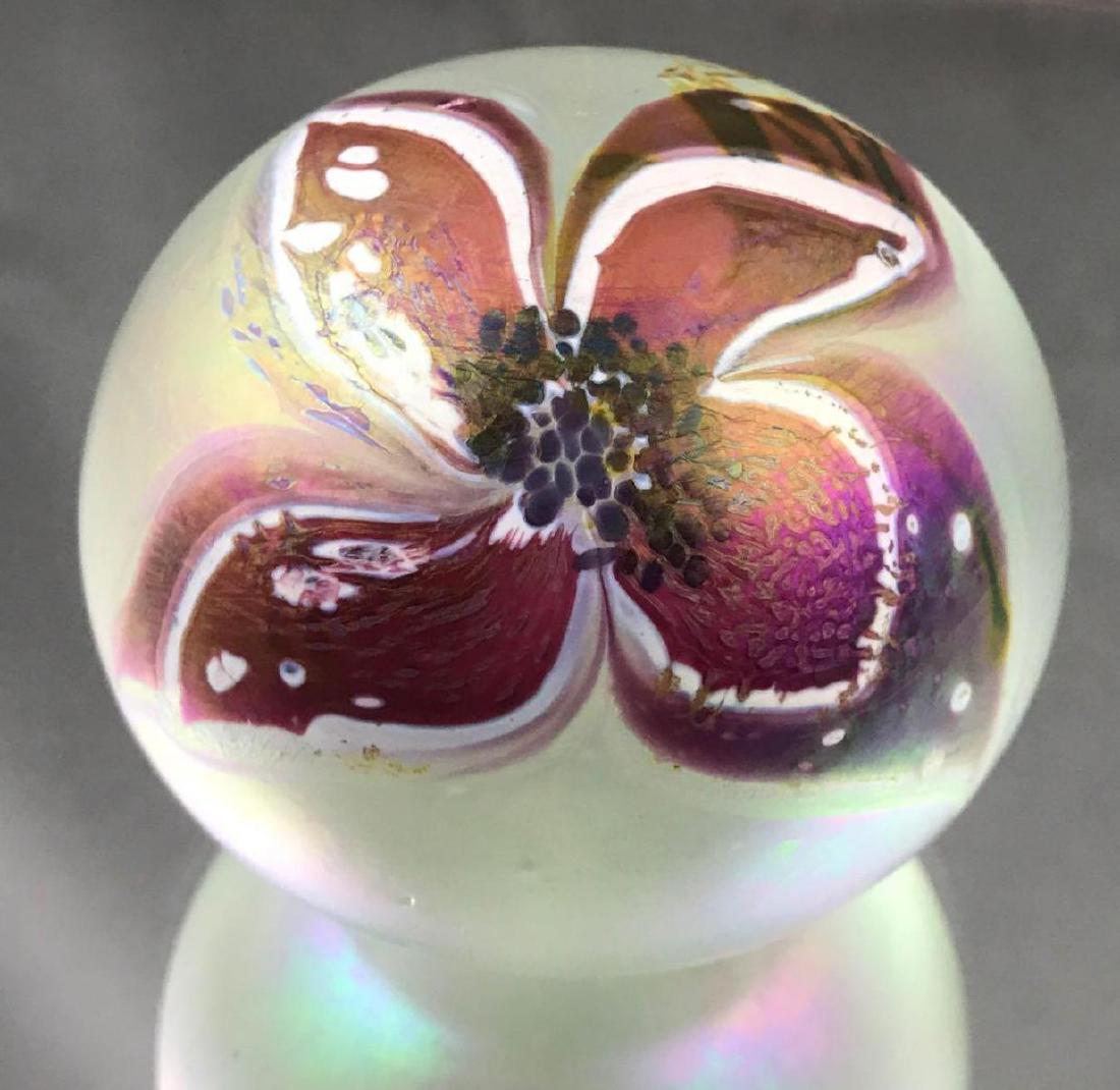 vSigned Glasshouse paperweight with floral design (1 of 4)