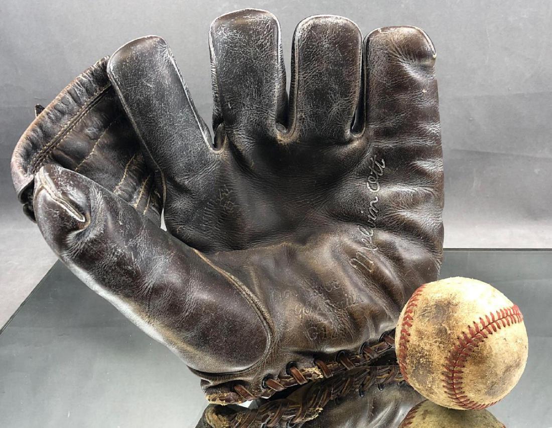 Mel Ott Model Baseball Glove (1 of 5)