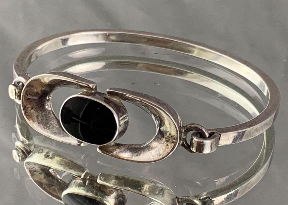 Vintage Taxco Sterling Silver & Onyx Bracelet (1 of 5)