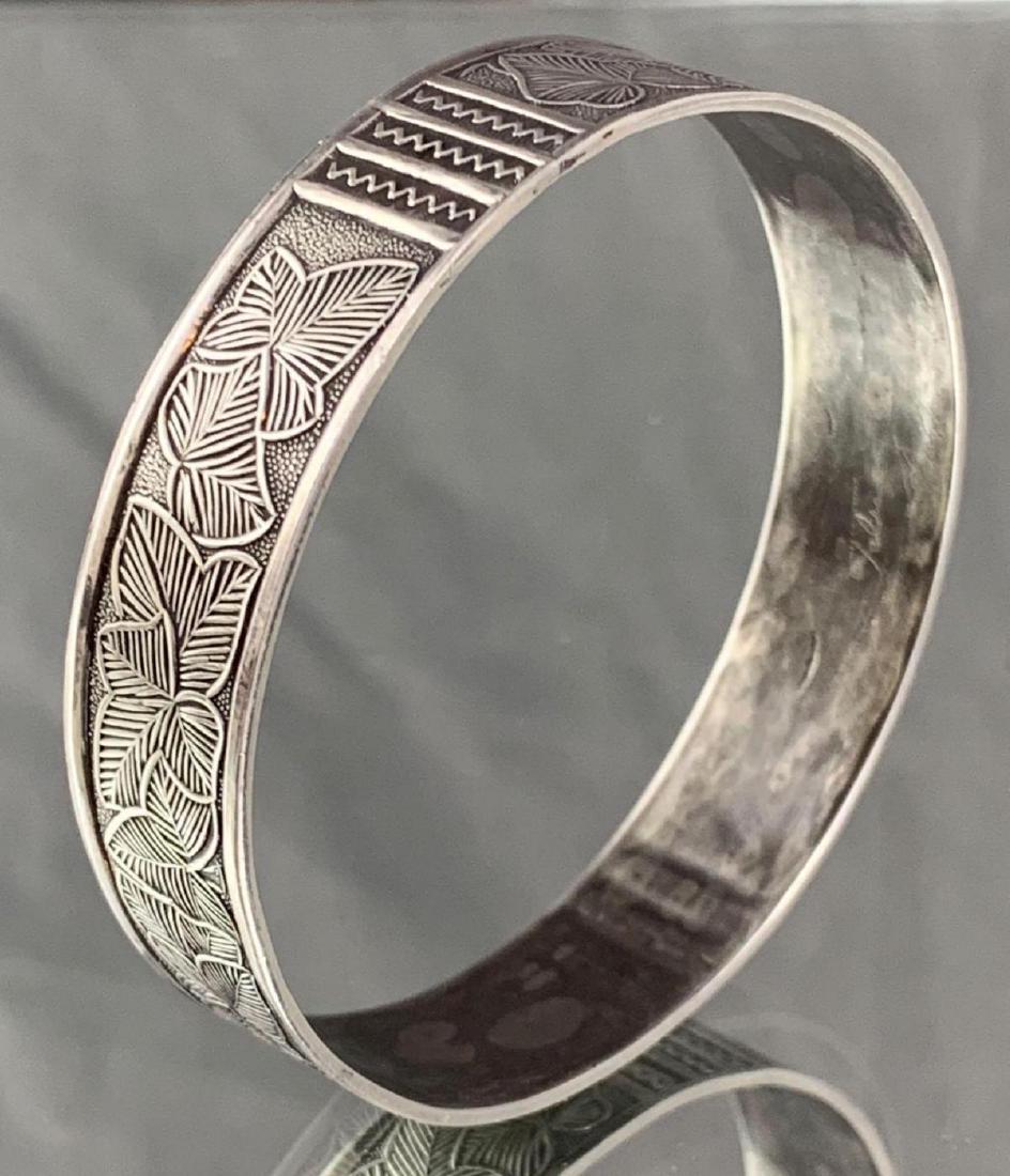 Sterling Silver Studio Jewelry Grape Leaf Bangle (1 of 5)