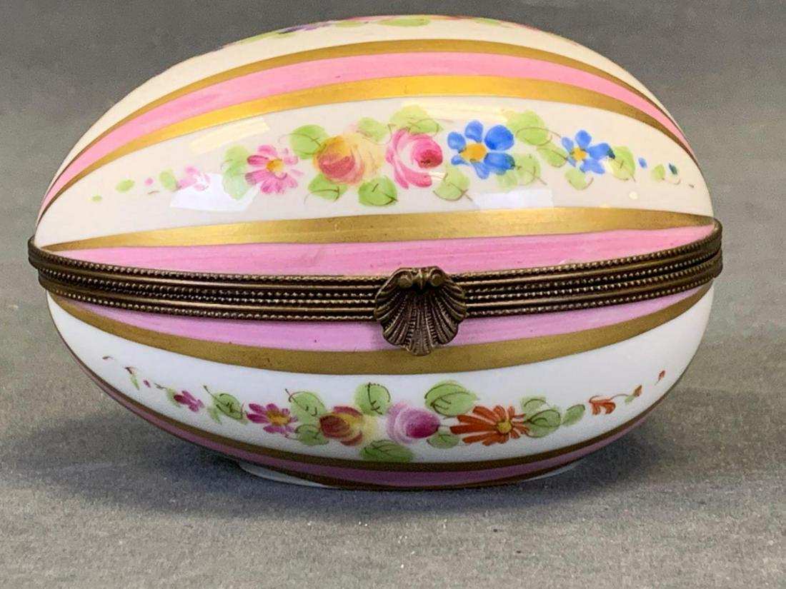 Vintage Hand Painted Limoges Egg Shaped Trinket Box (1 of 8)