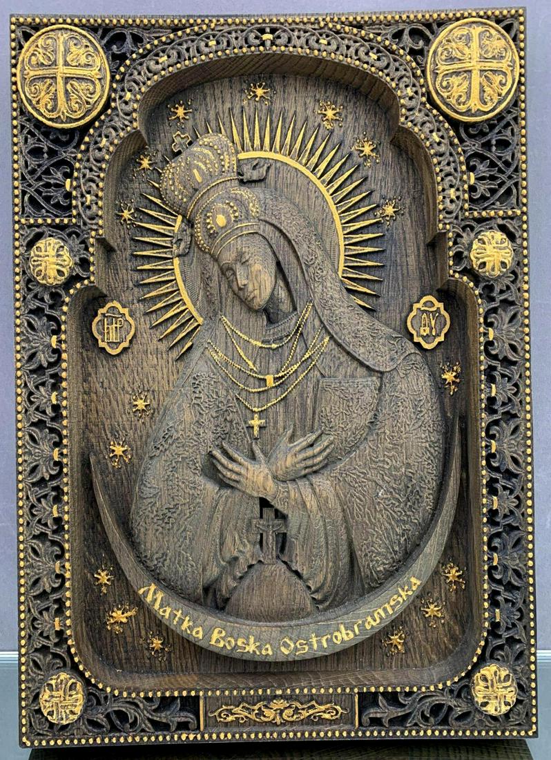 Wooden Carved Virgin Mary Icon with Gold Detail (1 of 6)