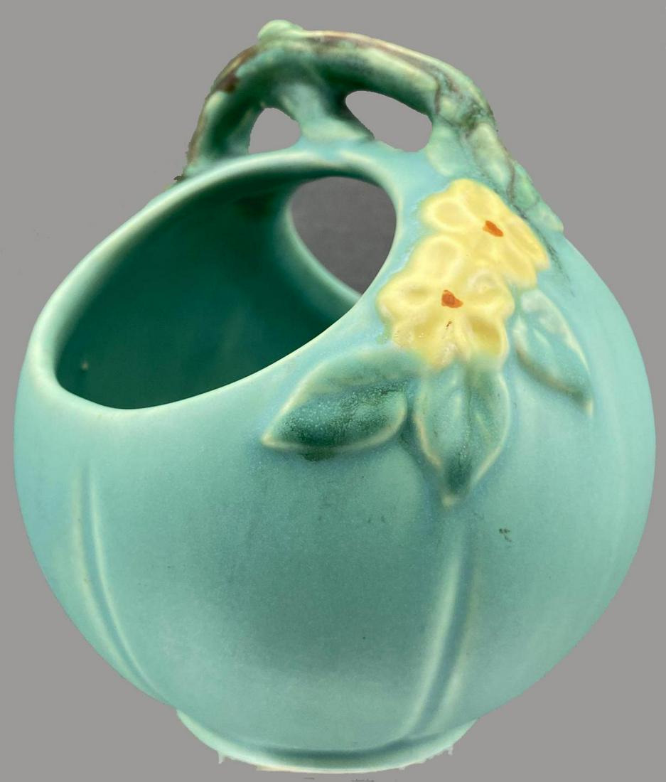 Weller Pottery Basket Vase (1 of 13)