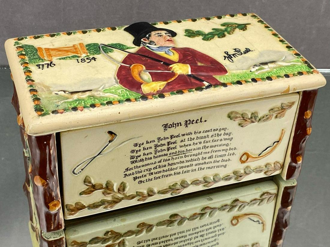 1930's Crown Devon John Peel Musical Cigarette Box