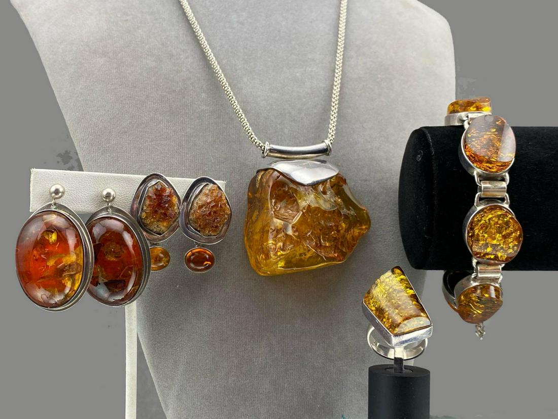 7 Piece Lot of Sterling Silver and Amber Jewelry (1 of 20)