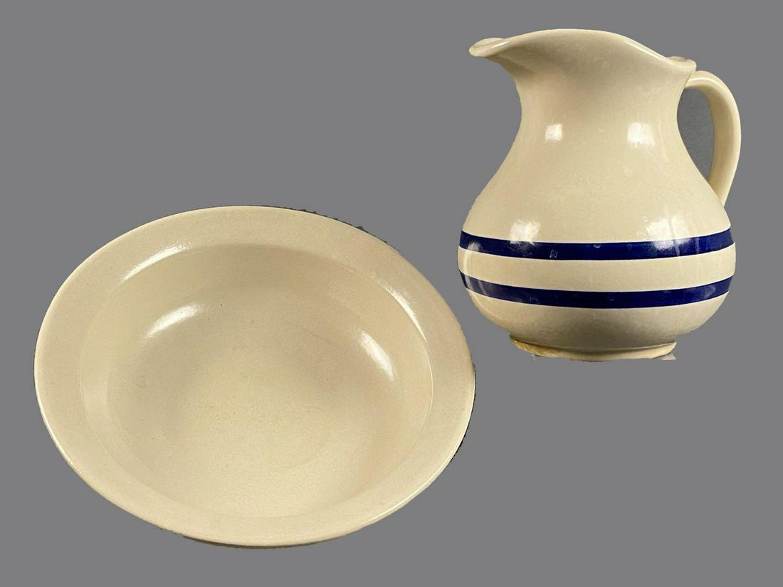 Roseville Ohio Basin And Robinson Ransbottom Pitcher (1 of 9)