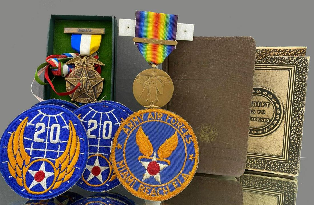 Grouping of World War II items to Include US Army Air (1 of 15)