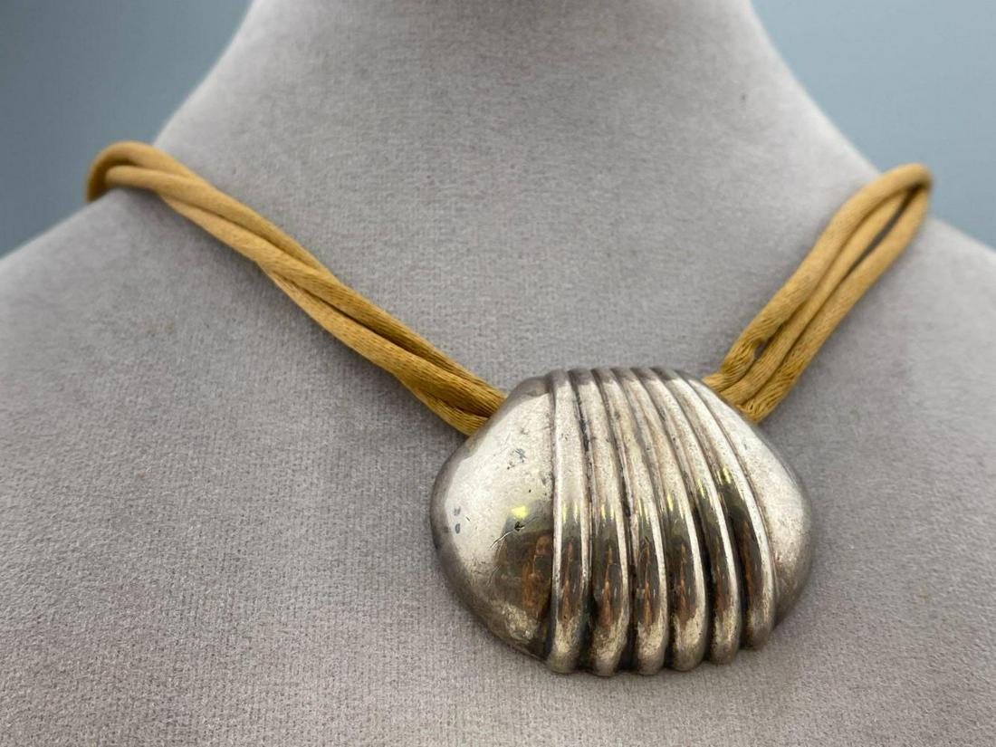 B. Moscowitz Sterling Silver Shell Necklace (1 of 7)