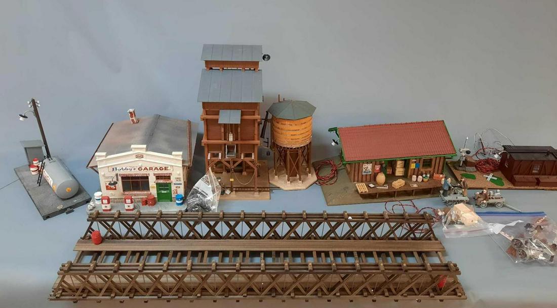 Model Train Fuel, Bridge, and Depot Collection, for G (1 of 9)