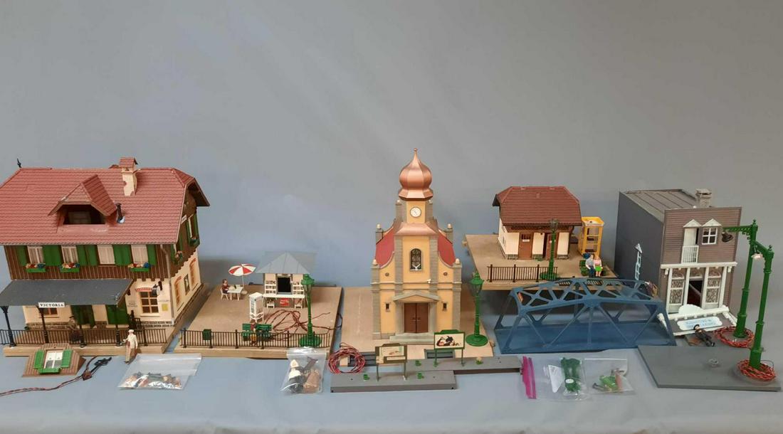 Model Train Town Collection, for G Scale (1 of 11)
