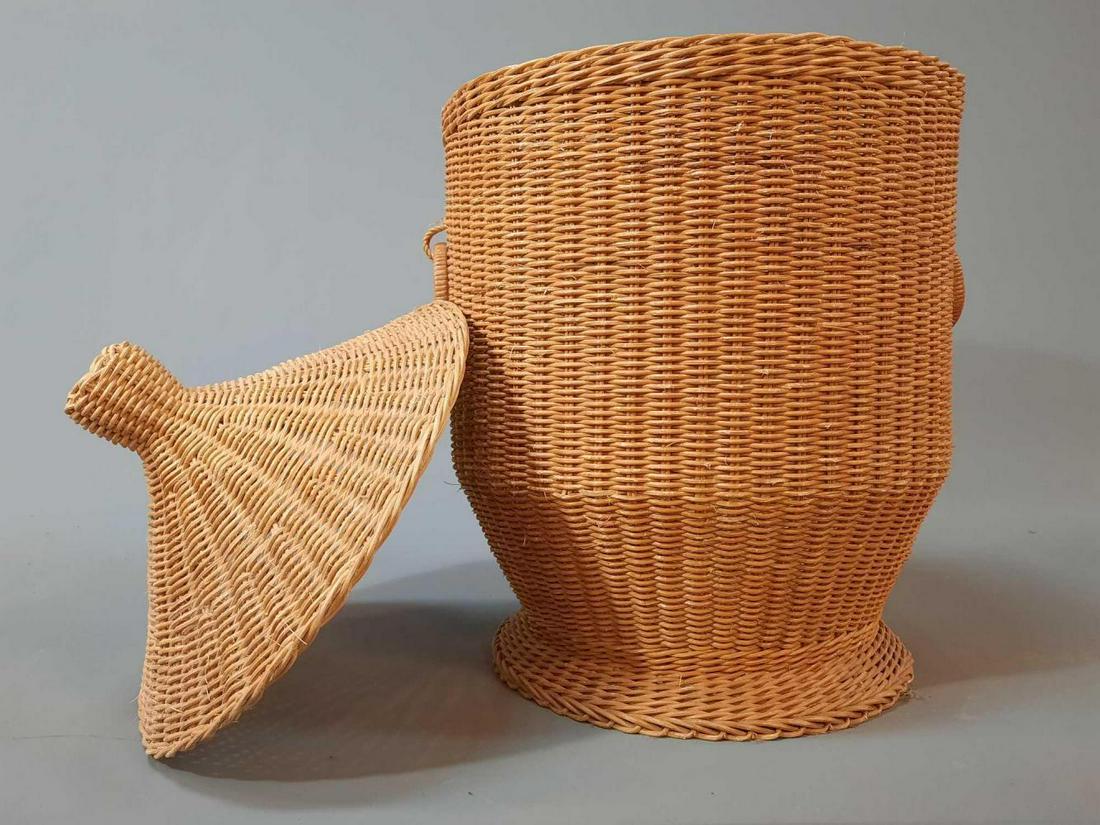 Large Vintage Lidded  Wicker Basket With Handles (1 of 8)