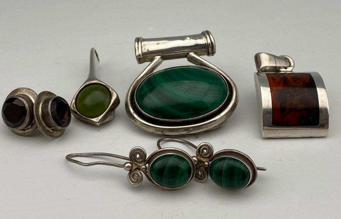 7 Piece Sterling Silver Lot Of Pendants And Earrings,: 7 Piece Sterling Silver Lot Of Pendants And Earrings, 47.2 g, Malachite pendant 2.25 x 2.5.