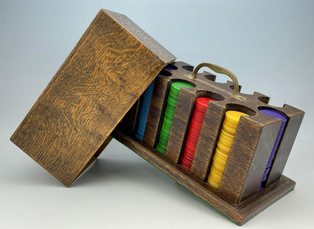 Lot of Antique Poker Chips in Oak Carrying Case (1 of 16)