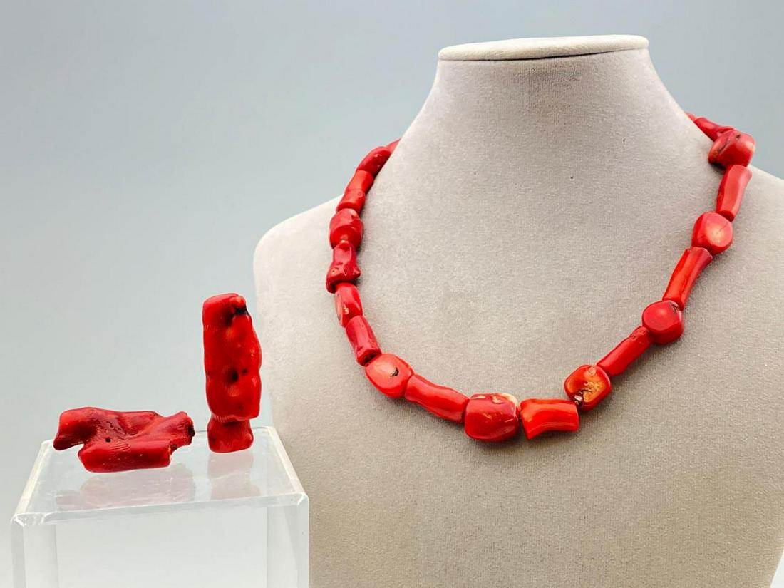 Chunky Coral Necklace with 2 Additional Beads (1 of 6)