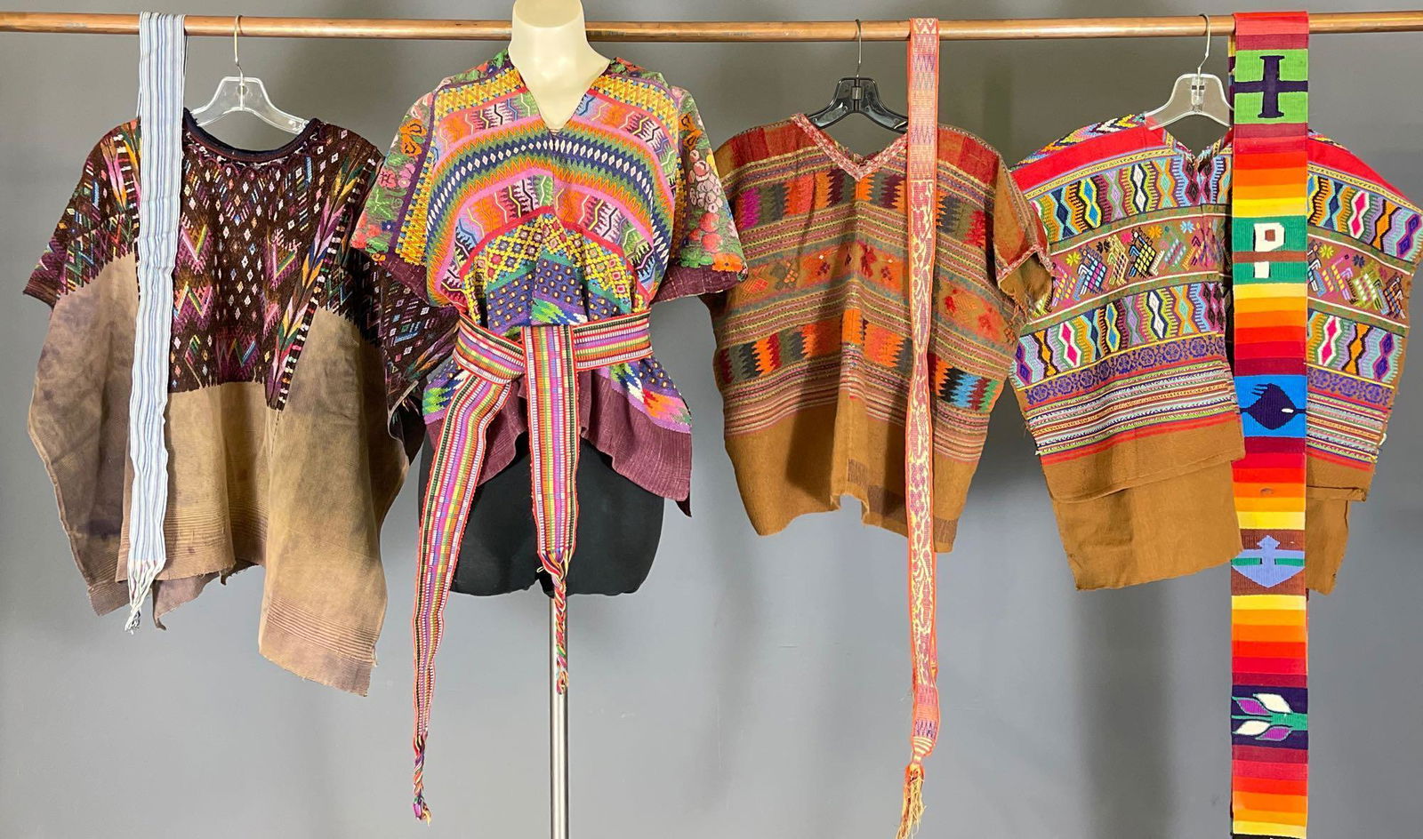 8 Vintage Guatemalan Mesoamerican Textiles (1 of 11)