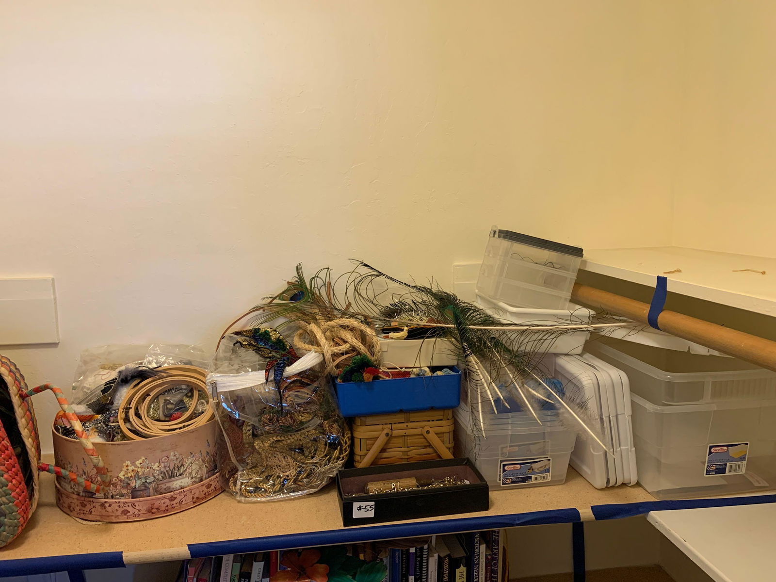 Miscellaneous sewing and craft items (1 of 5)