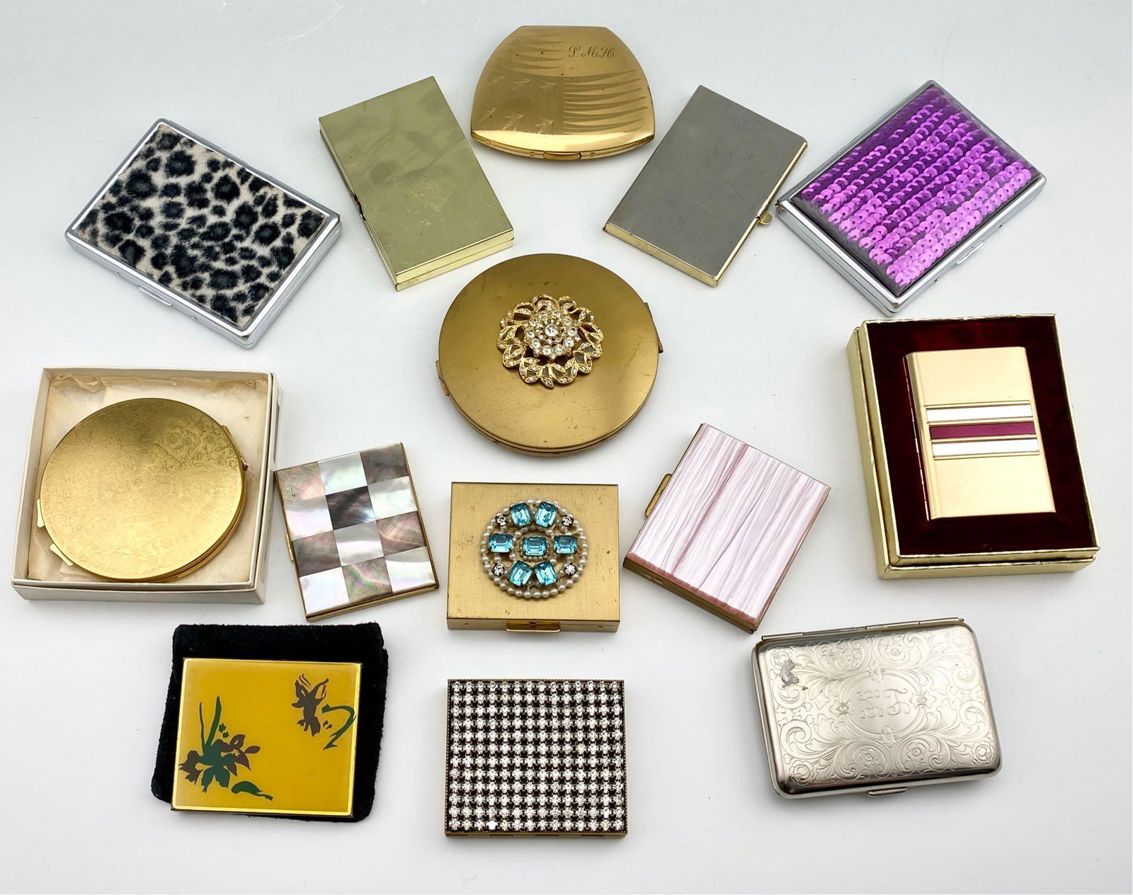 Collection Of 14 Vintage Compacts (1 of 8)