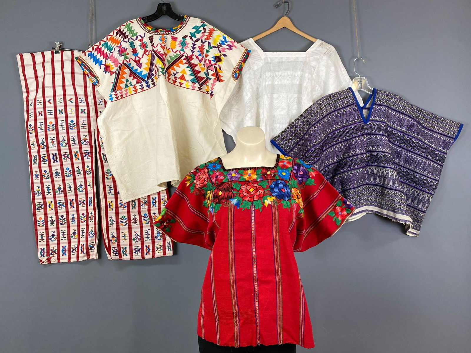 5 Vintage Folk Guatemalan Colorful Embroidered Huipil (1 of 15)