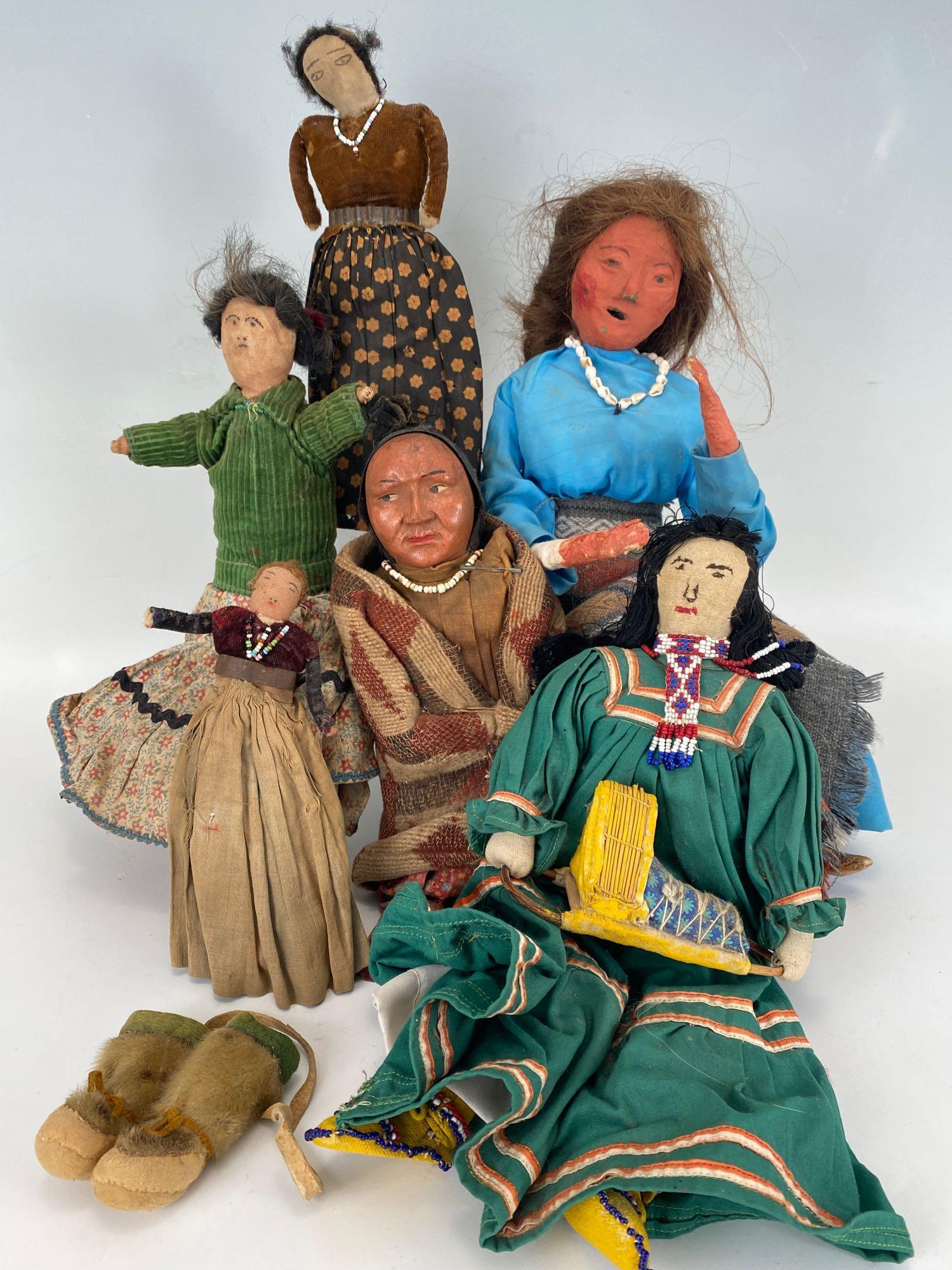 6 Native American Dolls And Hide Doll Shoes (1 of 20)