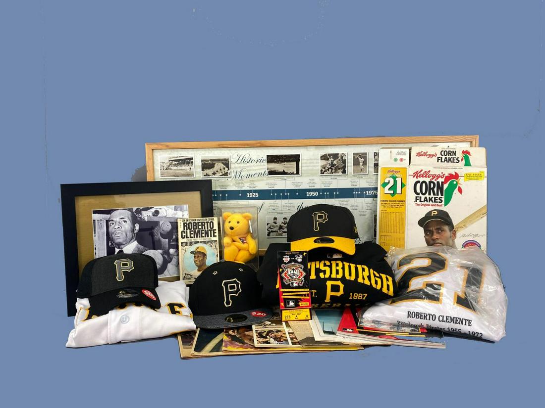 Lot of Roberto Clemente Memorabilia (1 of 12)