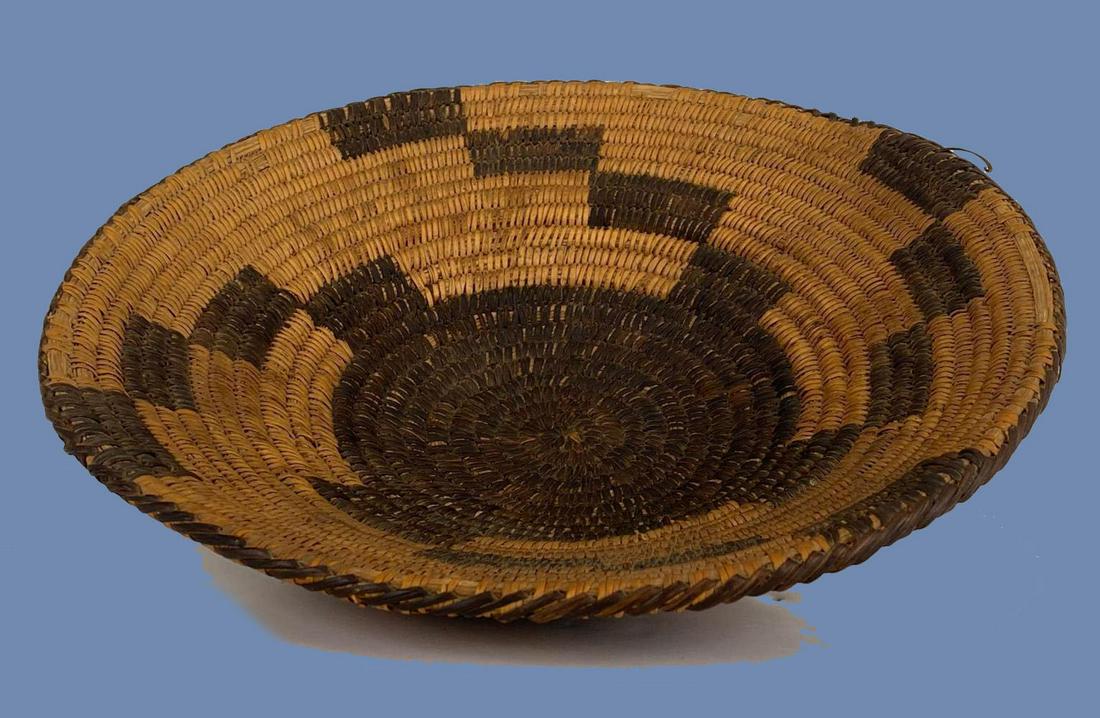 Finely Woven  Native American Pima Tray (1 of 15)