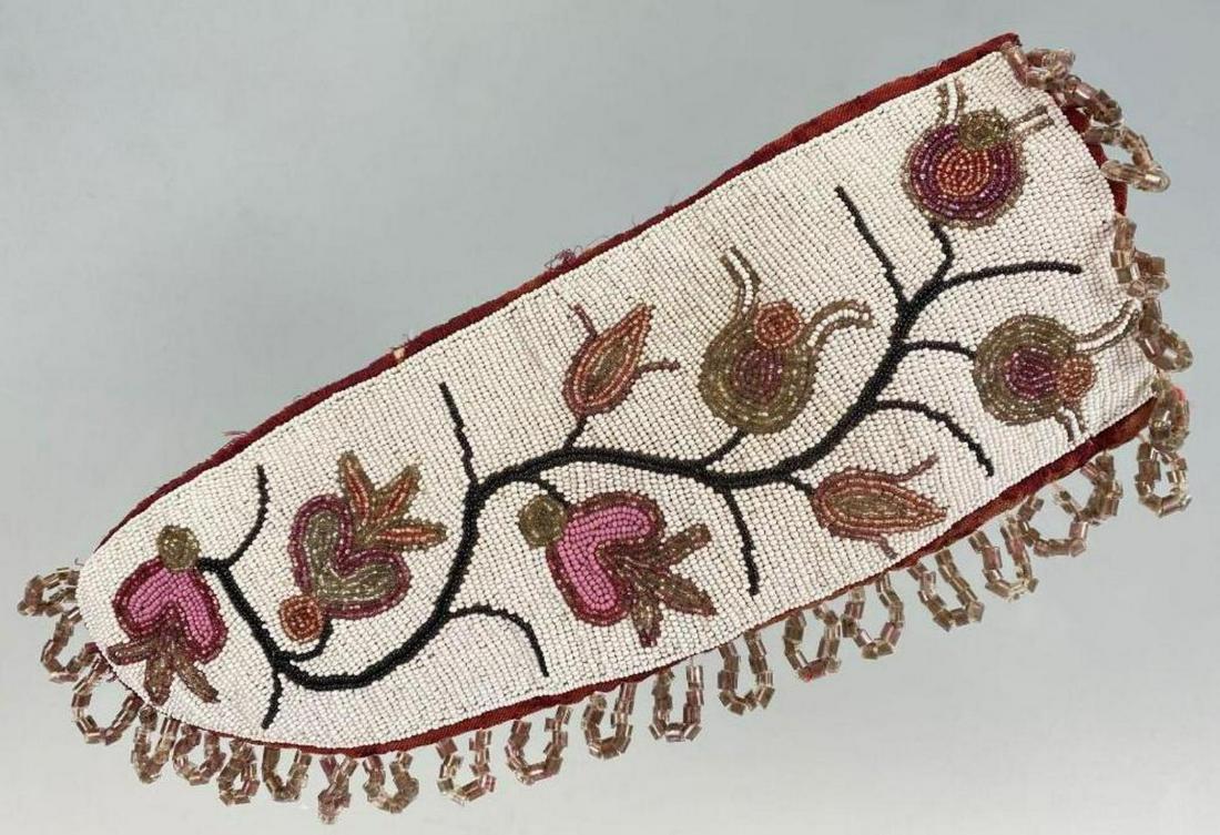 Leather And Trade Cloth Beaded Knife Sheath (1 of 14)