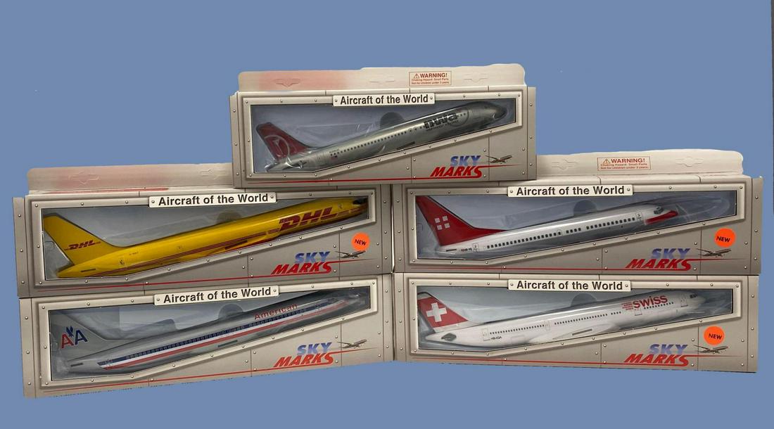 5 Daron Skymarks 1/130, 1/150, 1/200 Scale Model (1 of 12)