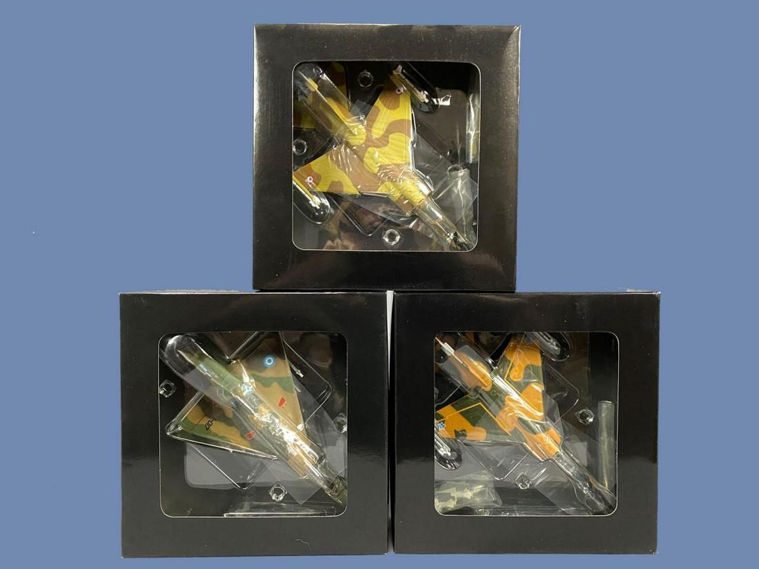 3 Falcon Models Wings of Fame 1:72 Diecast Model (1 of 10)