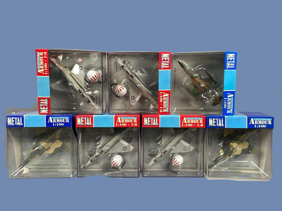 7 Metal Collection Armor Model Airplanes 1/100 Scale (1 of 12)