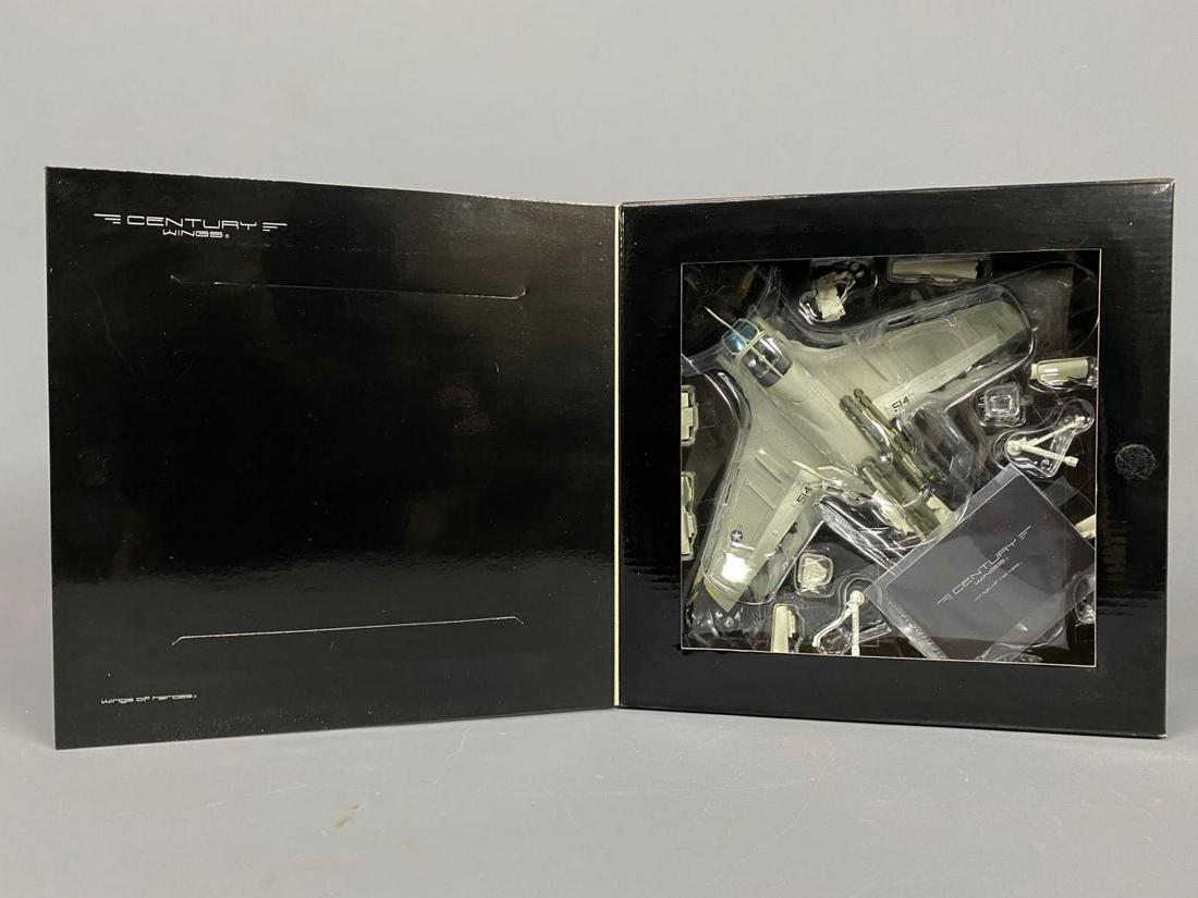 Century Wings Wings of Heroes Diecast Model Airplane (1 of 7)