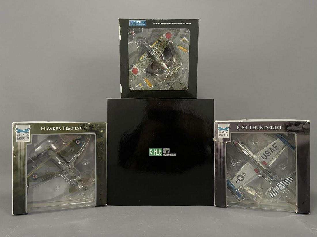 4 Warmaster, Skymax, X-Plus 1:72 Scale Diecast Model (1 of 10)