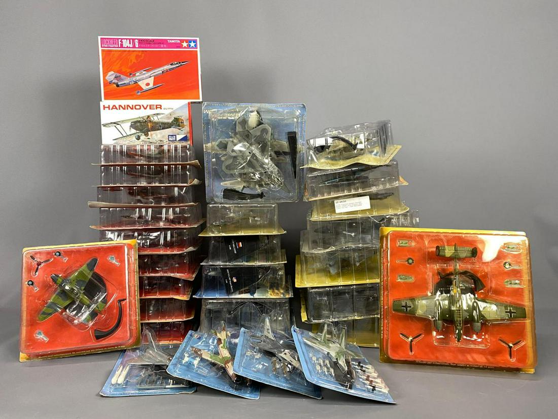 29 Model Airplanes: Includes Brands Italeri, Tamiya, Amercom, and Model Products by Craft Master.