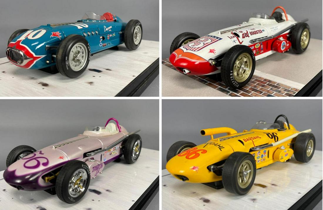 4 Carousel 1 Model Cars (1 of 19)