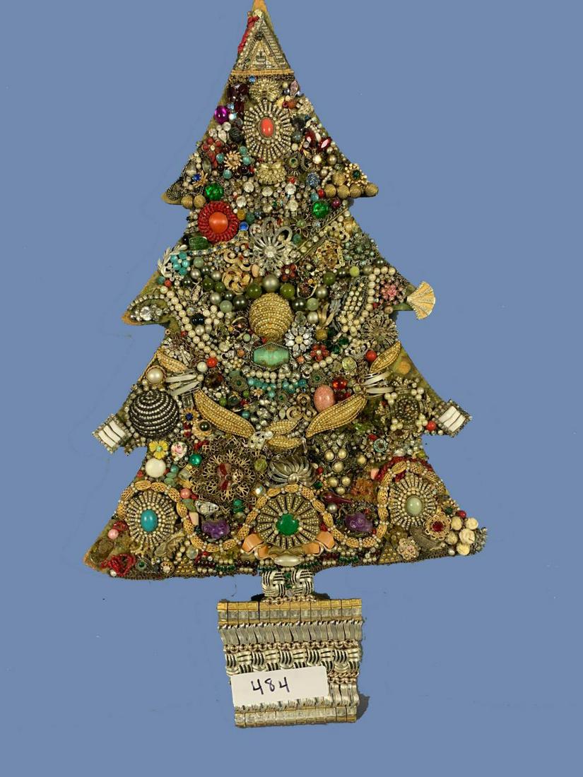 Memory Jar Style Christmas trees with jewels (1 of 5)