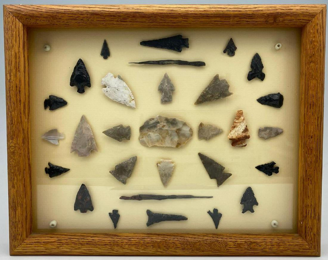 Collection Of Arrowheads And Beads (1 of 7)